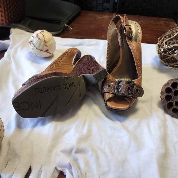 Brown Sandal Wedges Vince Camutto with Design - Picture 8 of 12